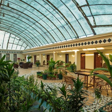 The Grand Regency Hotel ราชโกฎิ ภายนอก รูปภาพ