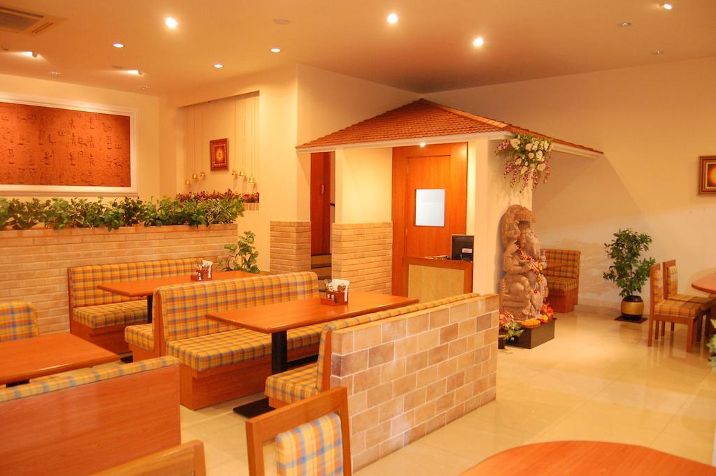 The Grand Regency Hotel ราชโกฎิ ภายนอก รูปภาพ